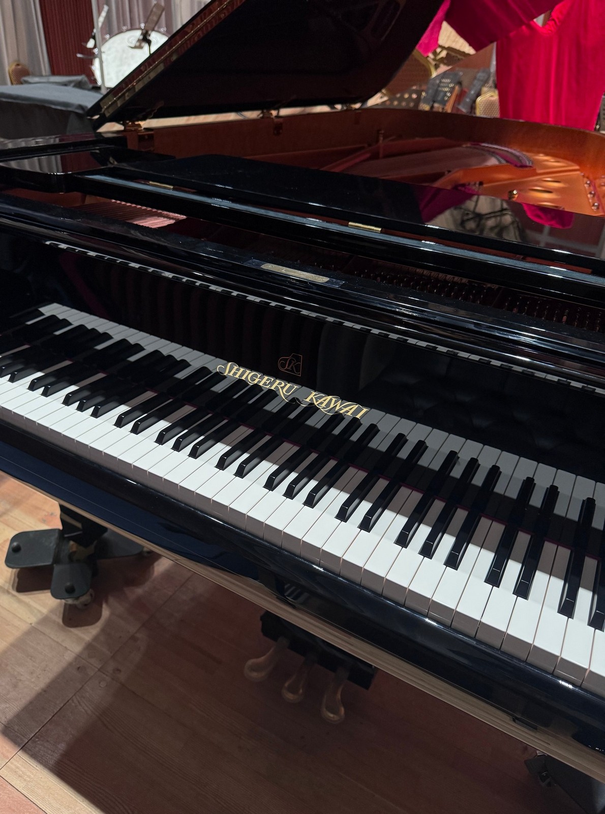 Во Второй студии появился рояль Kawai
